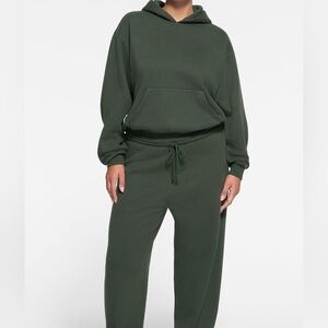 SKIMS CLASSIC COTTON FLEECE HOODIE